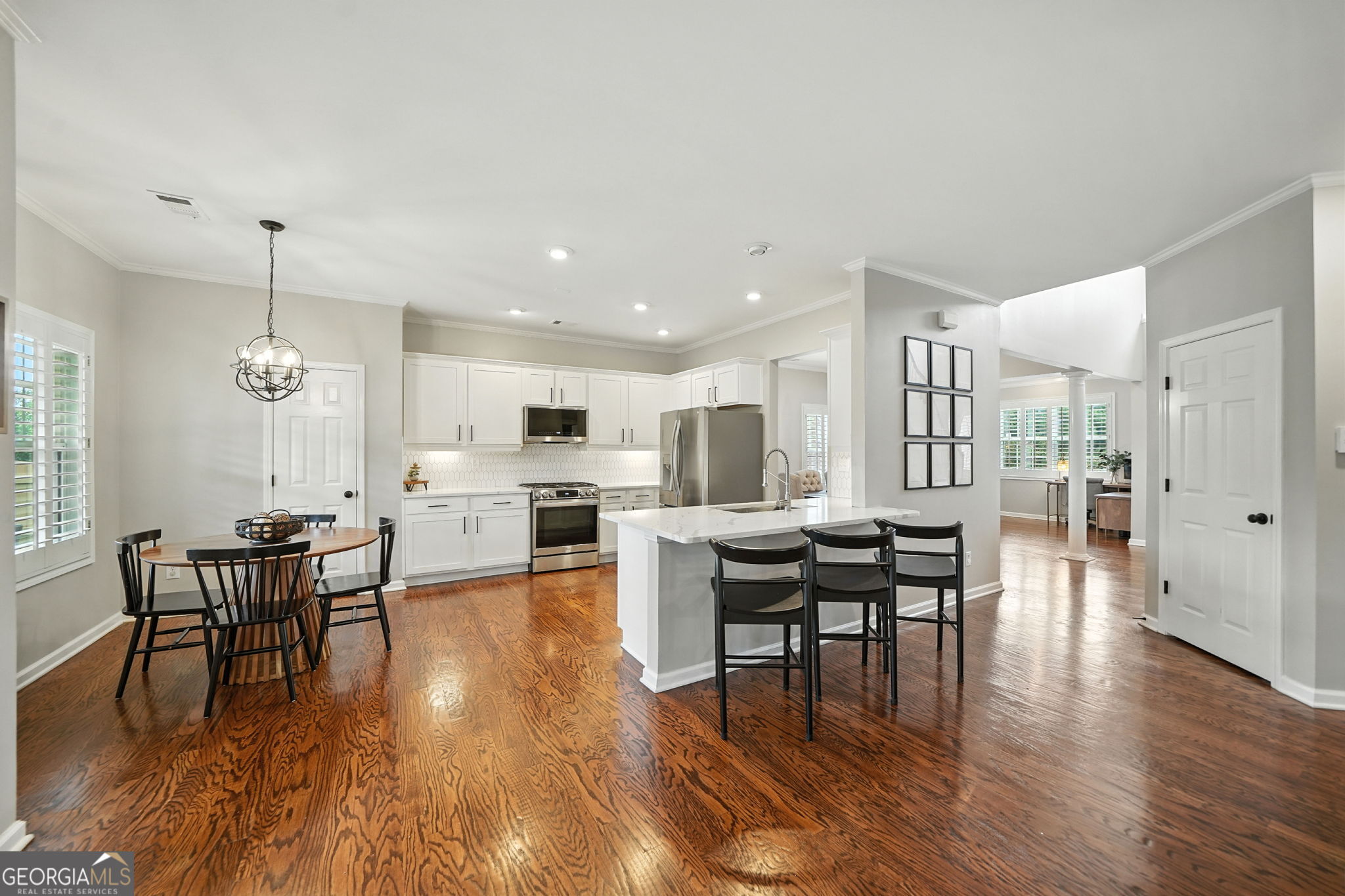 Smyrna, Georgia 30082, United States, 4 Bedrooms Bedrooms, ,3 BathroomsBathrooms,Residential,Pending,203226