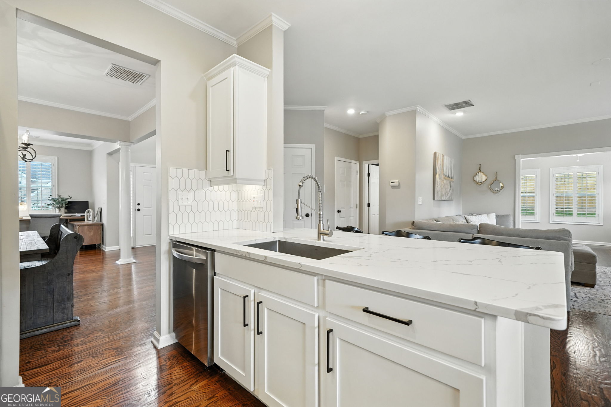 Smyrna, Georgia 30082, United States, 4 Bedrooms Bedrooms, ,3 BathroomsBathrooms,Residential,Pending,203226