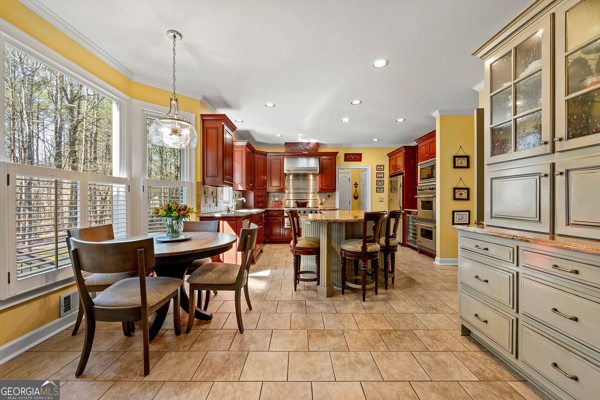 Peachtree City, Georgia 30269, United States, 5 Bedrooms Bedrooms, ,3 BathroomsBathrooms,Residential,Pending,88764