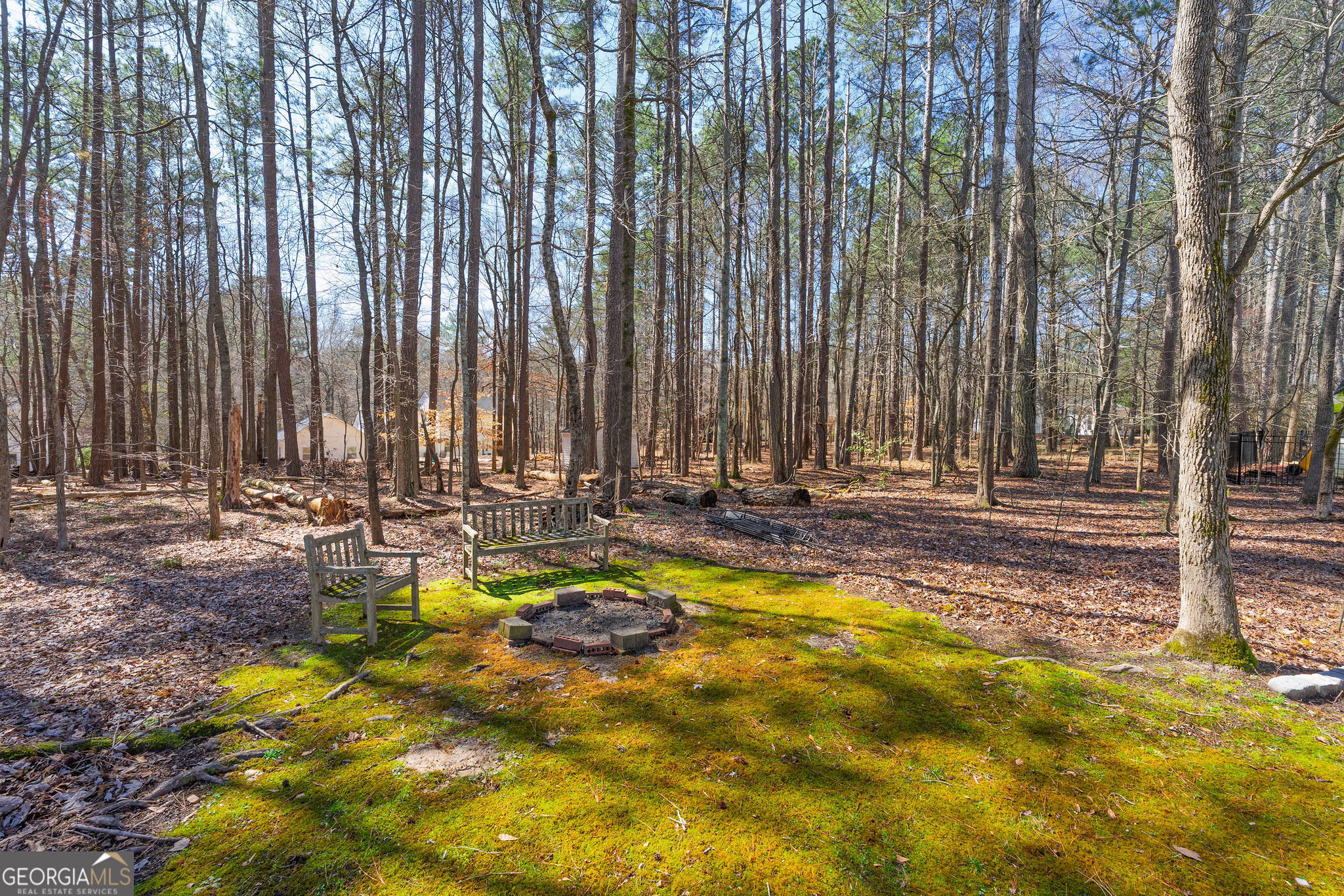 Peachtree City, Georgia 30269, United States, 5 Bedrooms Bedrooms, ,3 BathroomsBathrooms,Residential,Pending,88764