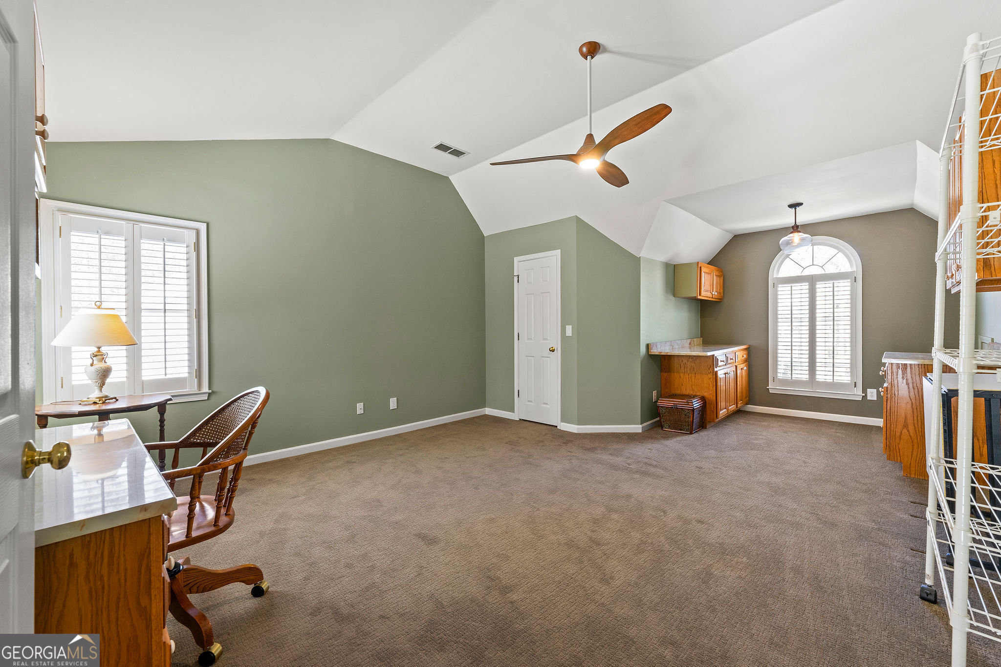 Peachtree City, Georgia 30269, United States, 5 Bedrooms Bedrooms, ,3 BathroomsBathrooms,Residential,Pending,88764