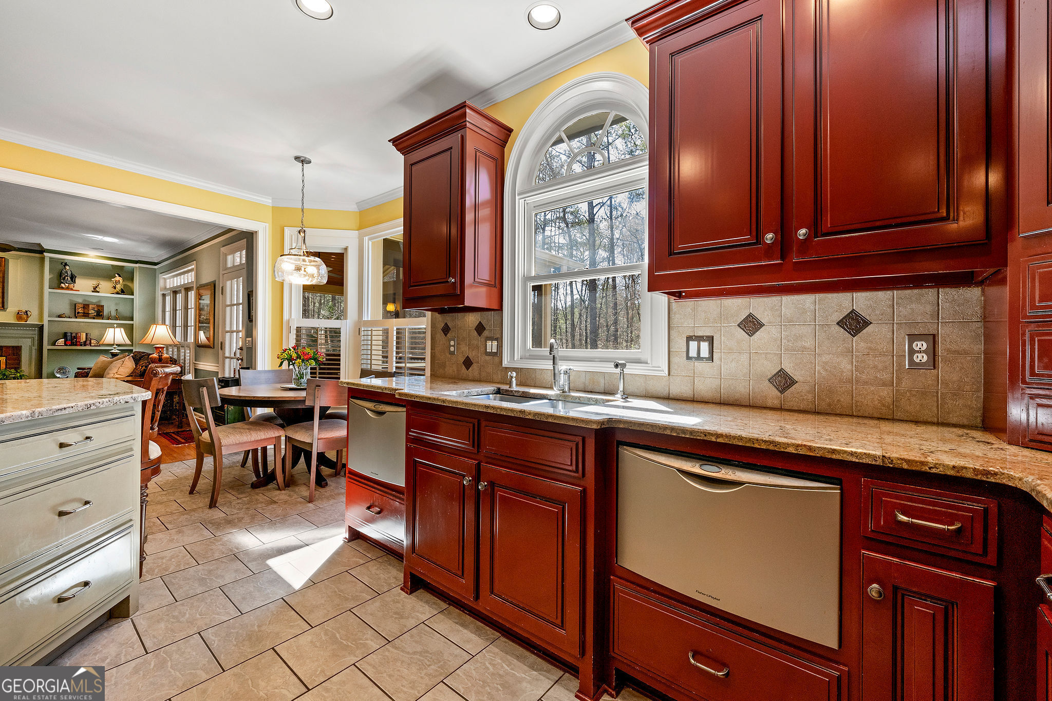 Peachtree City, Georgia 30269, United States, 5 Bedrooms Bedrooms, ,3 BathroomsBathrooms,Residential,Pending,88764