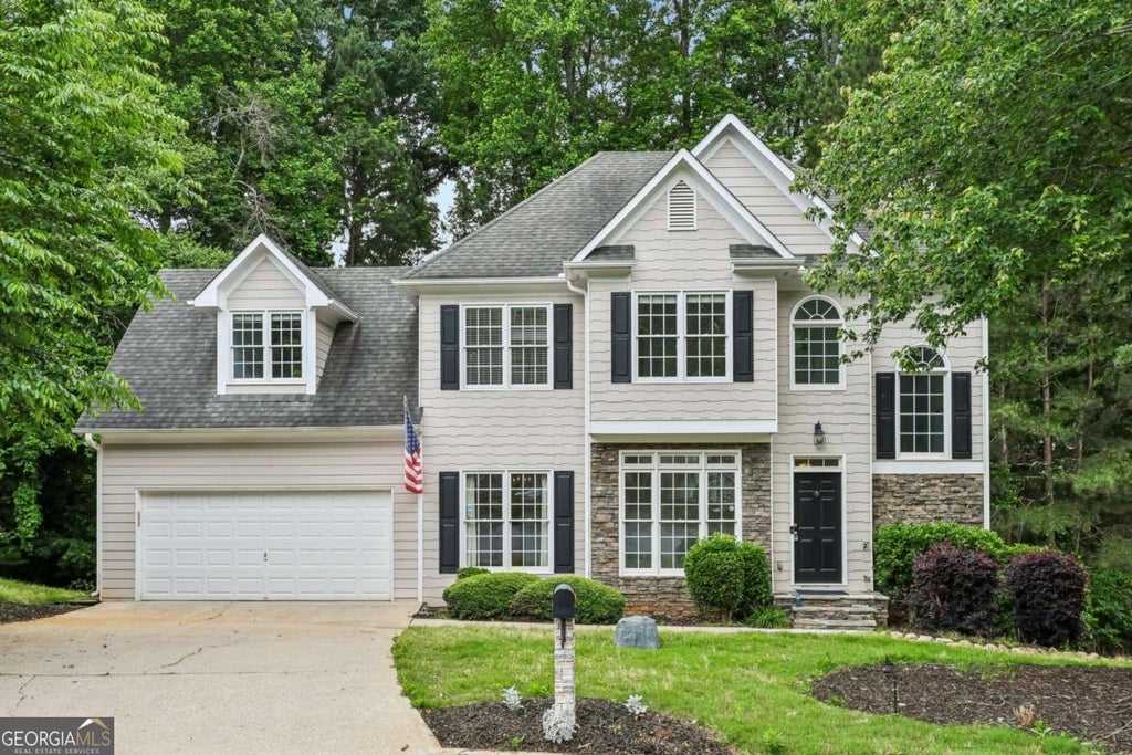 Photo of 6367 Spring Lake Drive, Flowery Branch, GA 30542 (MLS # 10763198)