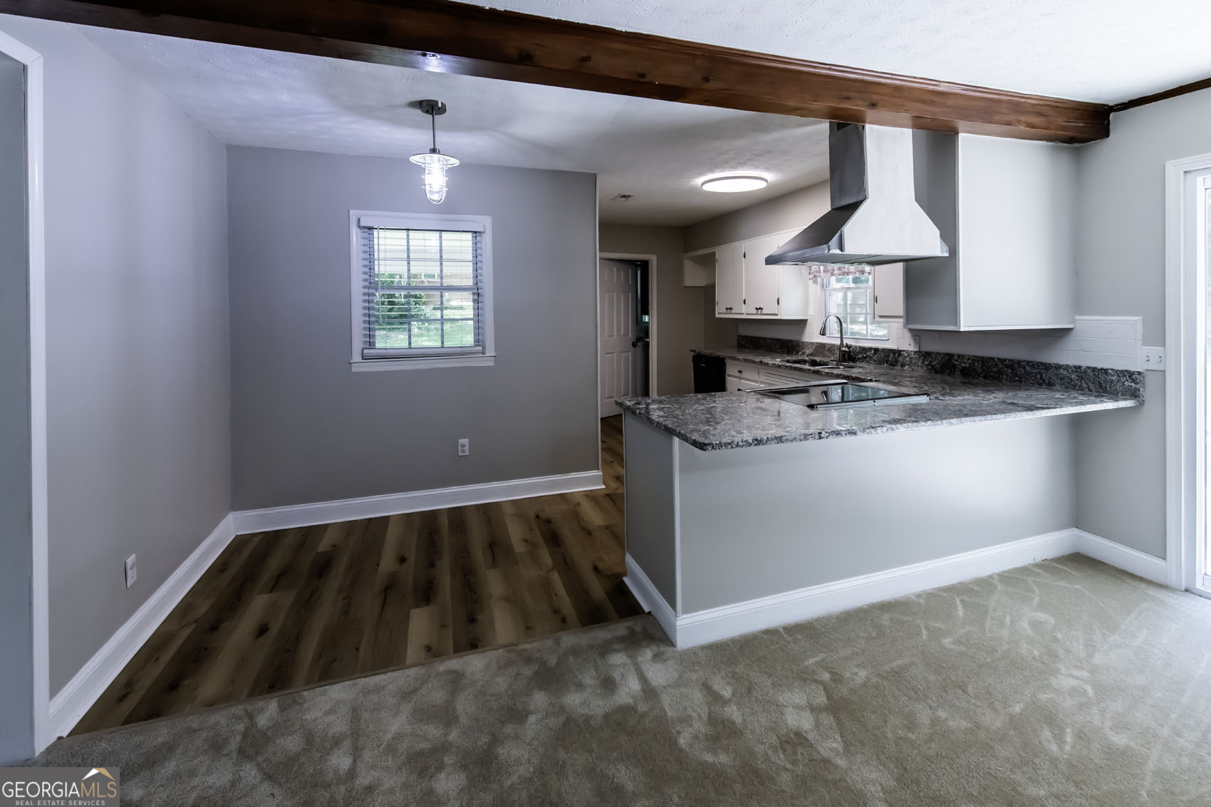 120 Blackwood CT SE