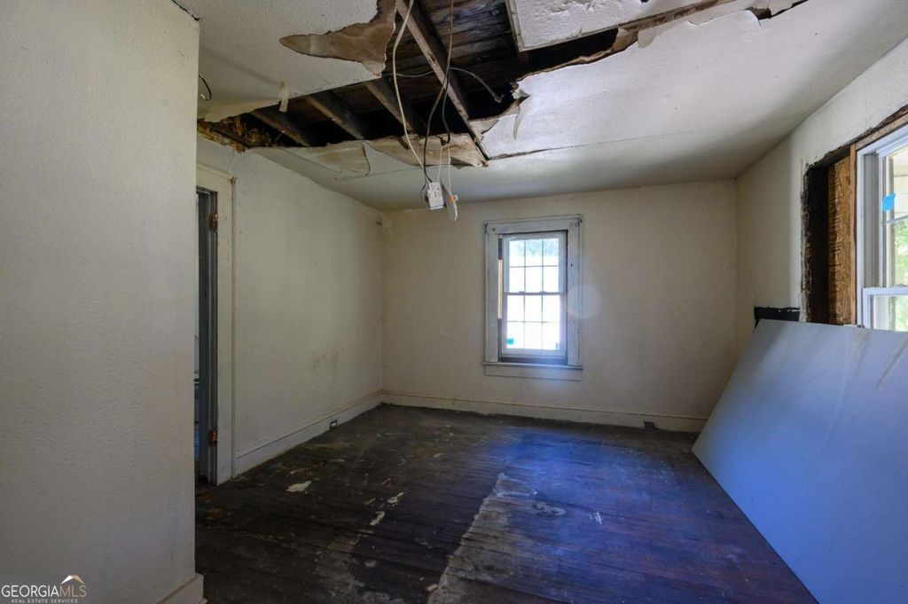 Photo of 728 Center Hill Avenue NW, Atlanta, GA 30318 (MLS # 10697962)