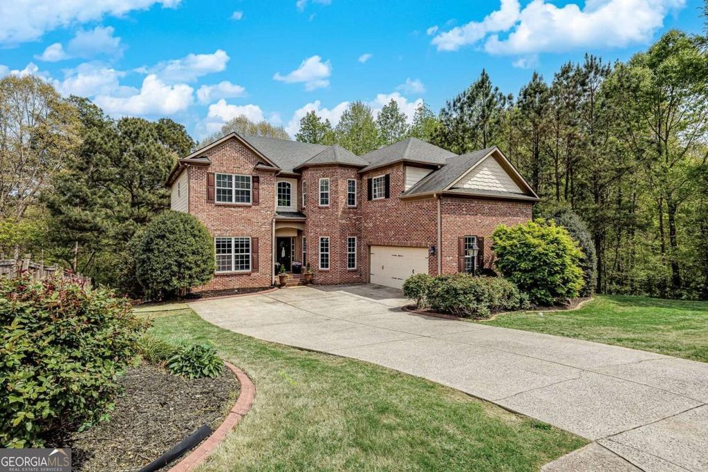 Photo of 1025 Boxwood Lane, Canton, GA 30114 (MLS # 10728764)