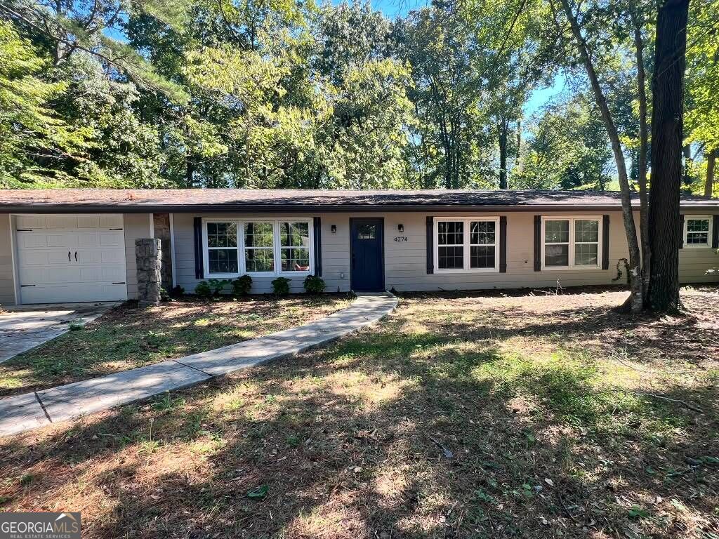 Photo of 4274 Palm Springs Drive, Atlanta, GA 30344 (MLS # 10872148)