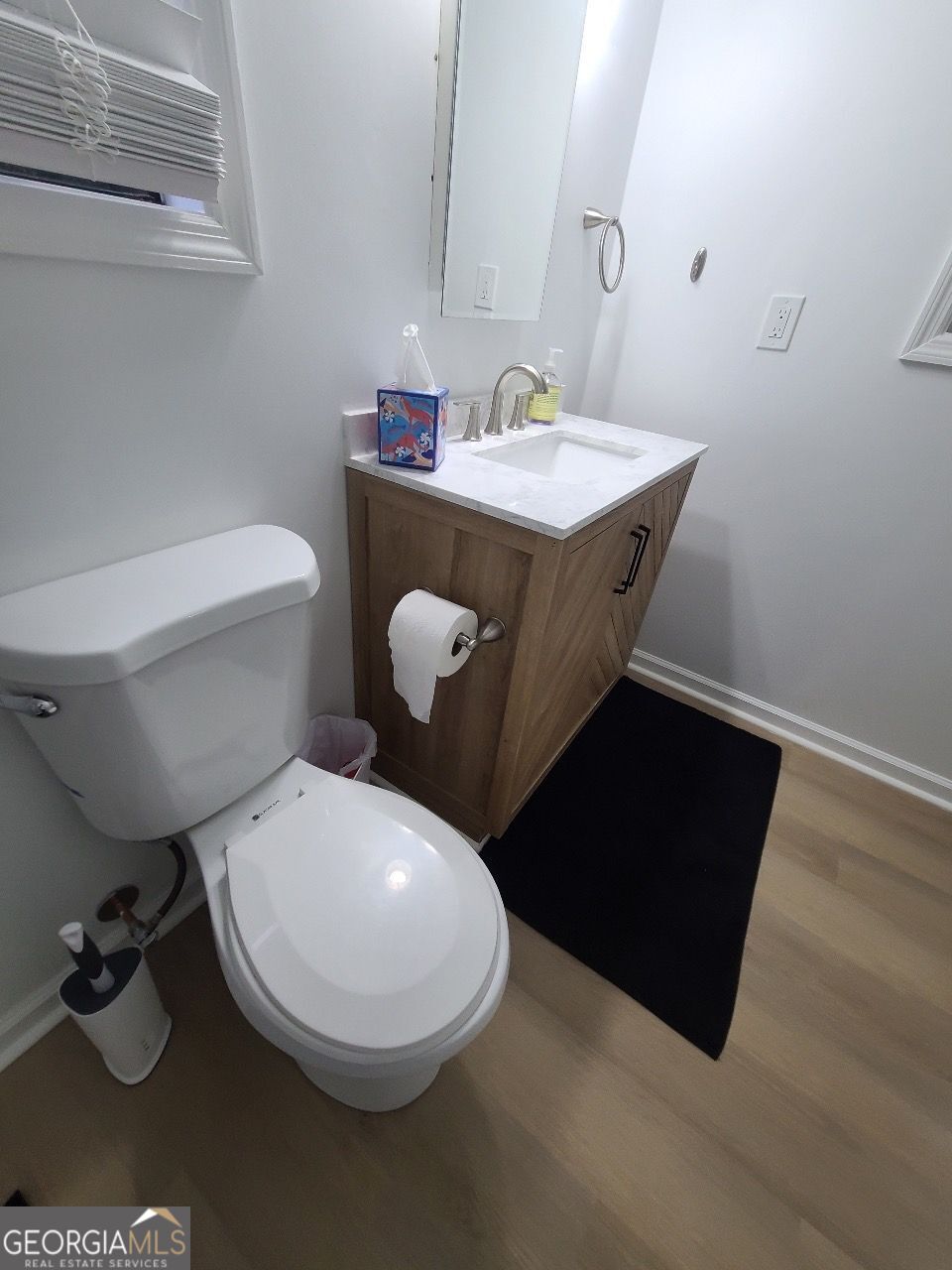 Atlanta, Georgia 30324, United States, 3 Bedrooms Bedrooms, ,2 BathroomsBathrooms,Residential,Active,240655