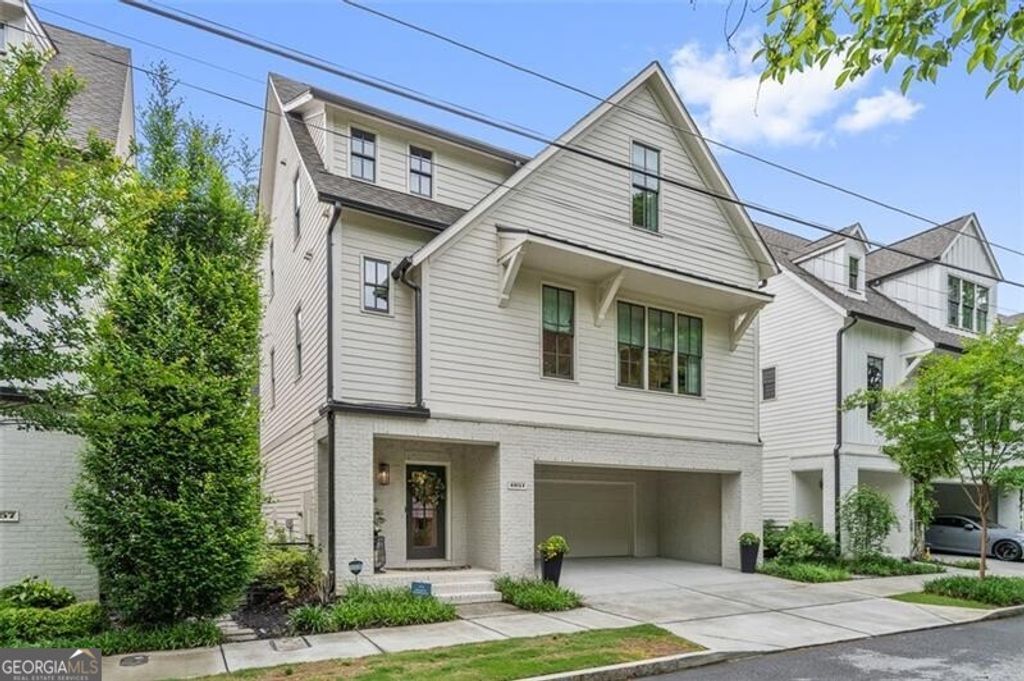 Photo of 4051 Haverhill Drive NE, Atlanta, GA 30342 (MLS # 10764710)