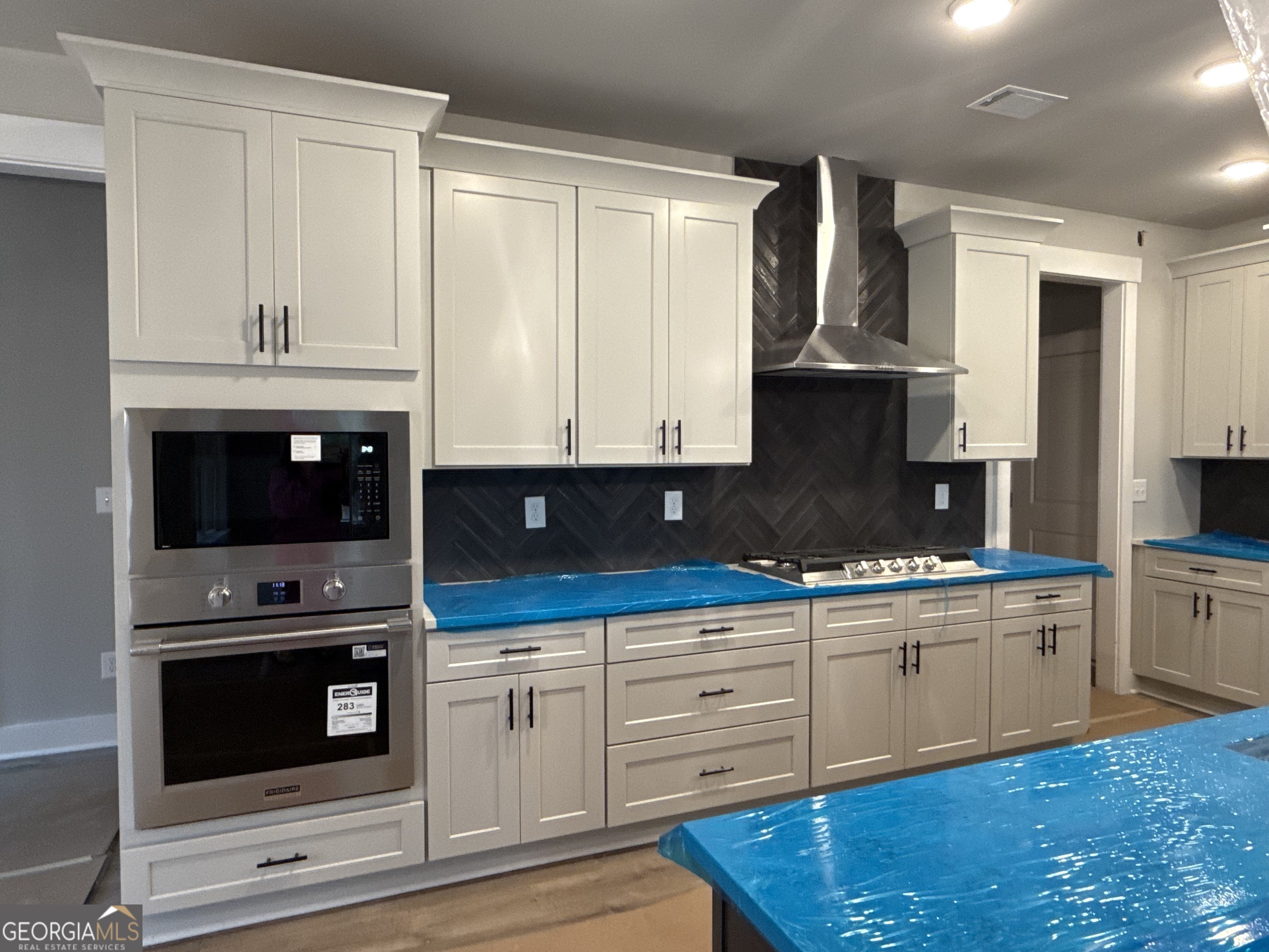 396 Tanners Bridge RD