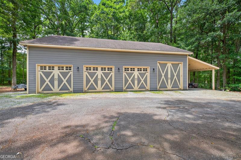 906 Old Collins RD