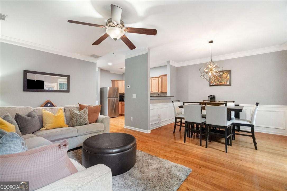 3063 Thornbury TRCE