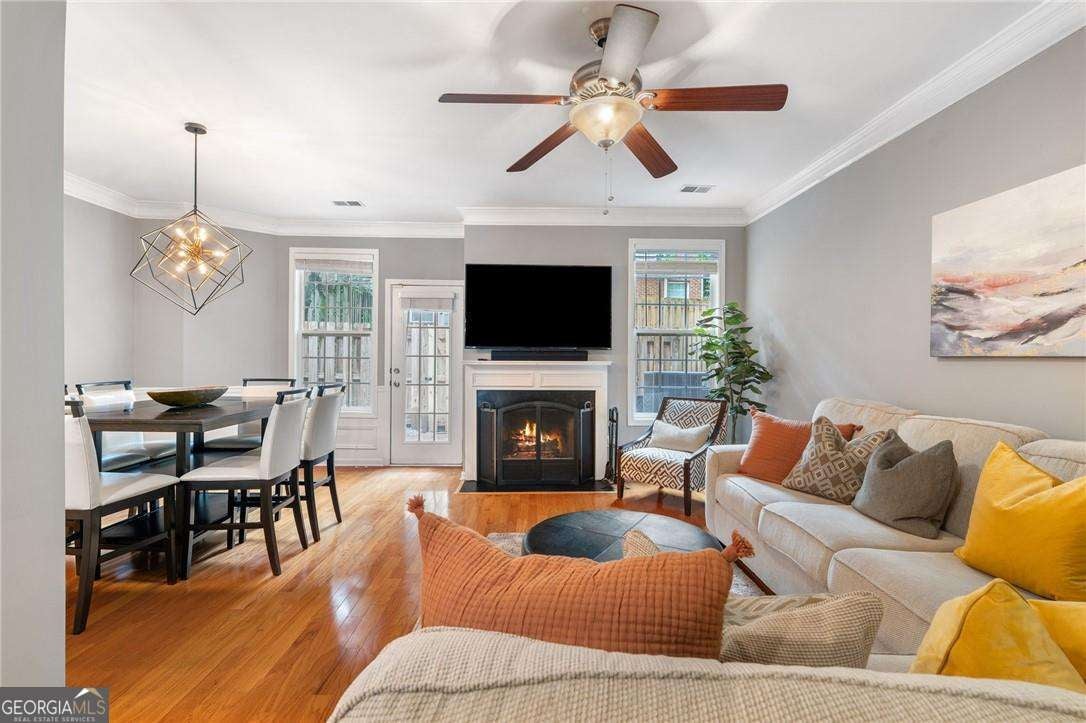3063 Thornbury TRCE