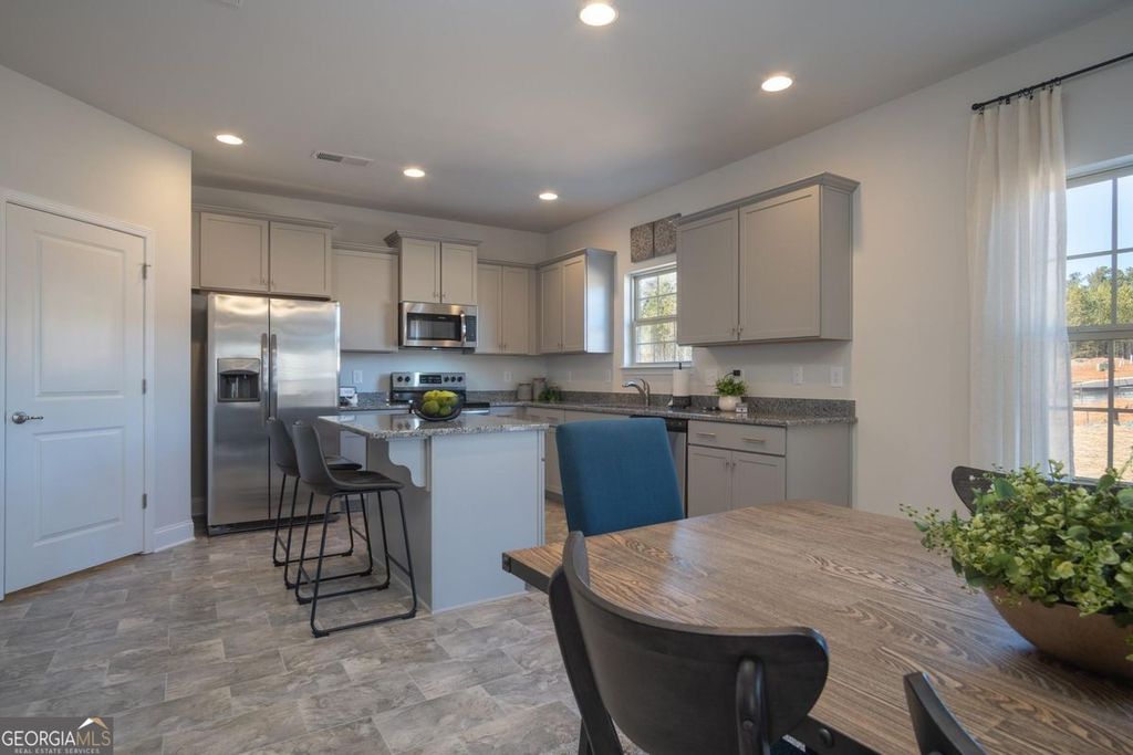 Photo of 668 Bald Ridge Circle, Demorest, GA 30535 (MLS # 10724149)