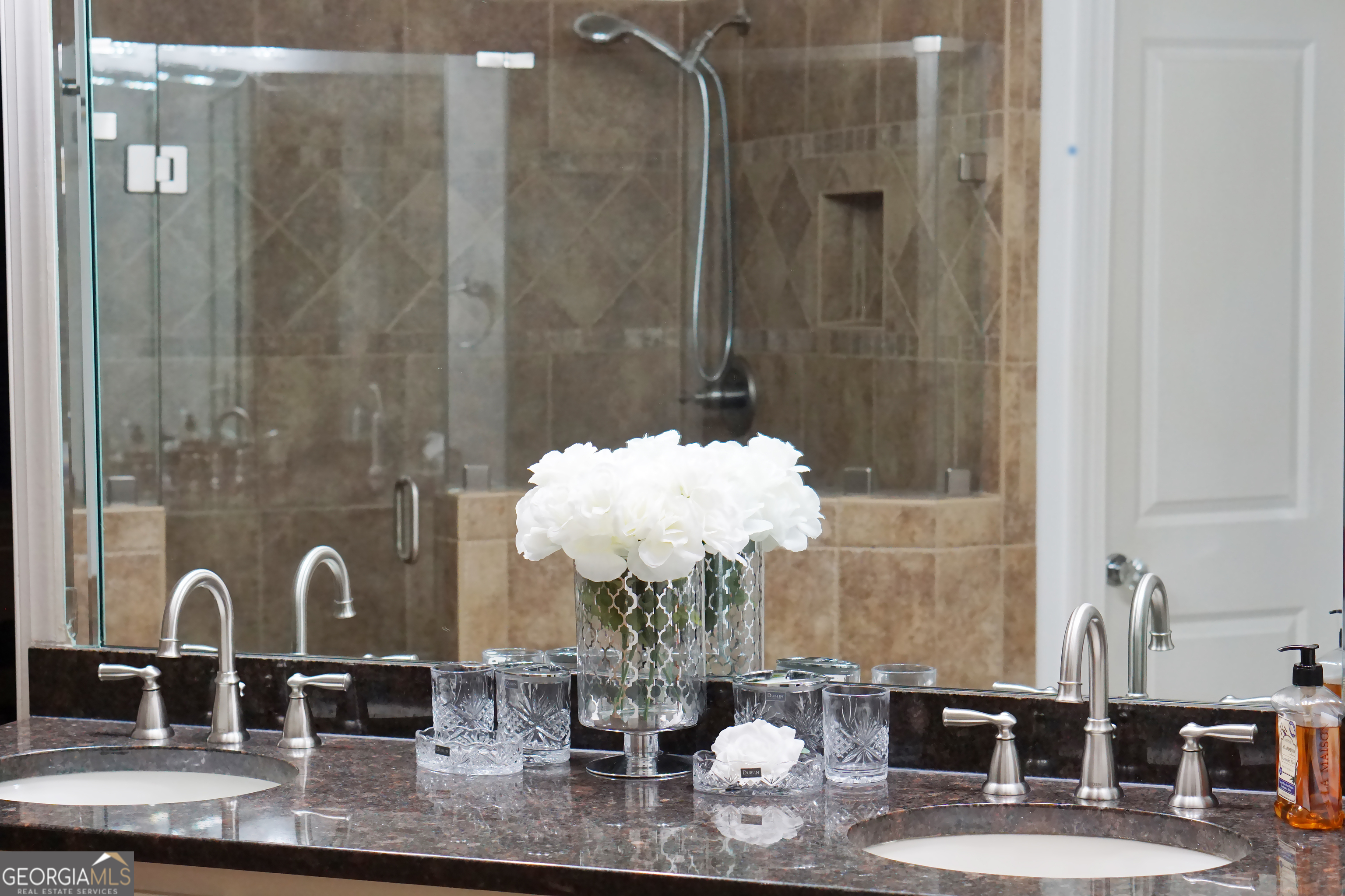 Arlington Pointe - Residential