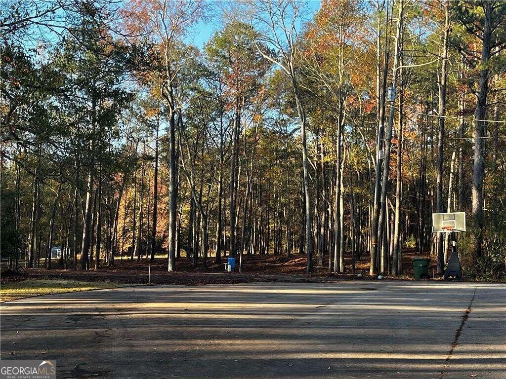 Ready-to-Build 2-Acre Homesite in Runaway Lake Situated at the end of a tranquil cul-de-sac in the scenic community of Runaway Lake, this 2-acre lot is prepped and ready for your new home. Key features include: Brand-new septic system designed for up to 4 bedrooms New water well installed Fully leveled and cleared Utilities connected and ready to go Enjoy the privacy of this quiet location while being ready to design and build your custom home. Whether you're envisioning a spacious family home or a serene retreat, this property offers all the essentials to get started. DonCOt waitComake your dream a reality today!
