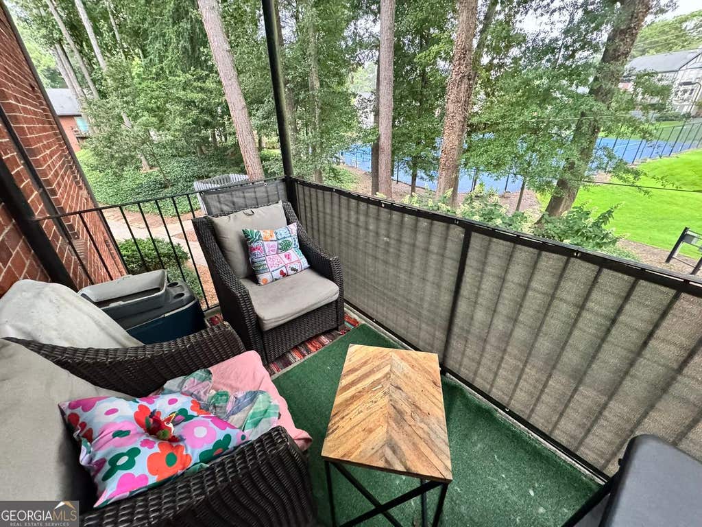 Photo of 6851 Roswell Road NE #H-31, Sandy Springs, GA 30328 (MLS # 10828232)