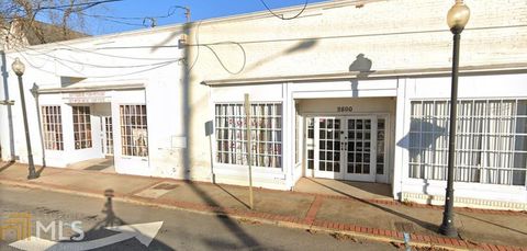 2796 East Point ST East Point GA 30344