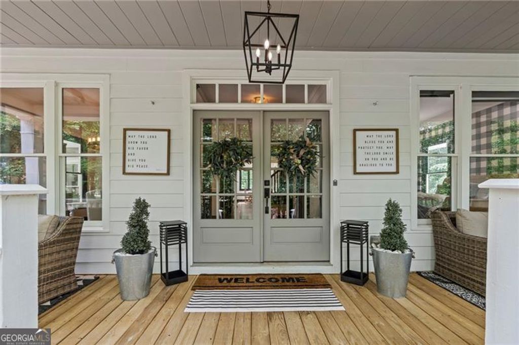 Photo of 4025 Little Falls Drive, Cumming, GA 30041 (MLS # 10774765)