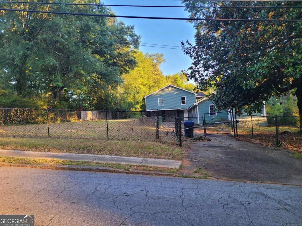 1353 Skyhaven RD SE