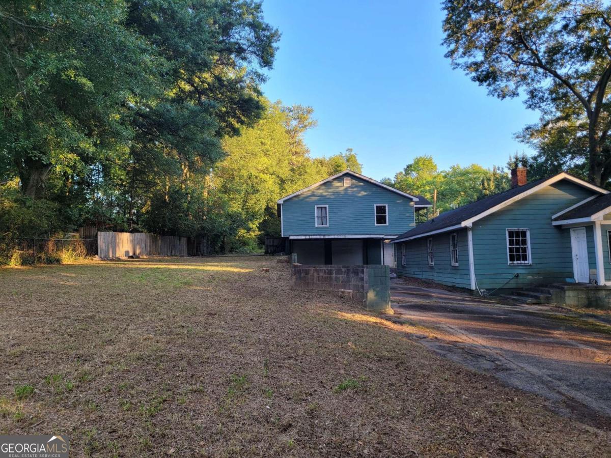 1353 Skyhaven RD SE