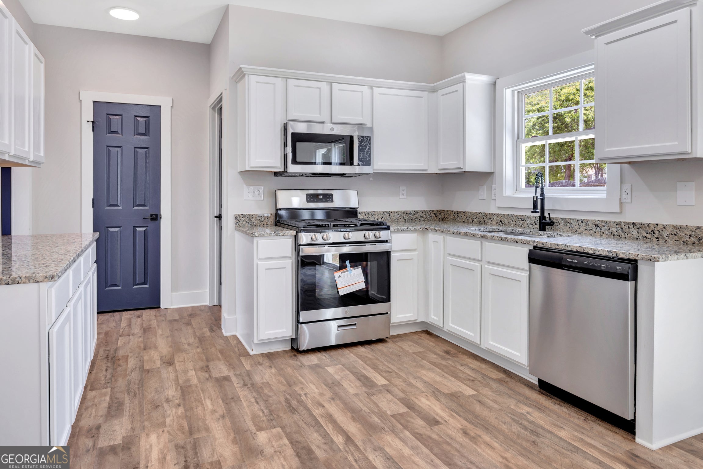 15 Kestrel CIR