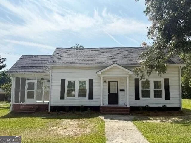 411 W Pine Street, Swainsboro, GA, 30401