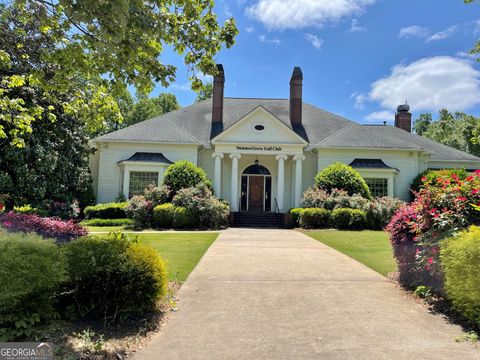 A home in Newnan