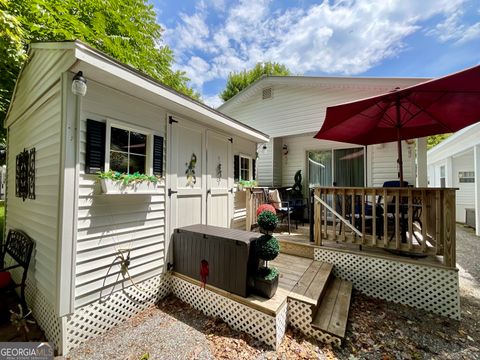 A home in Hiawassee