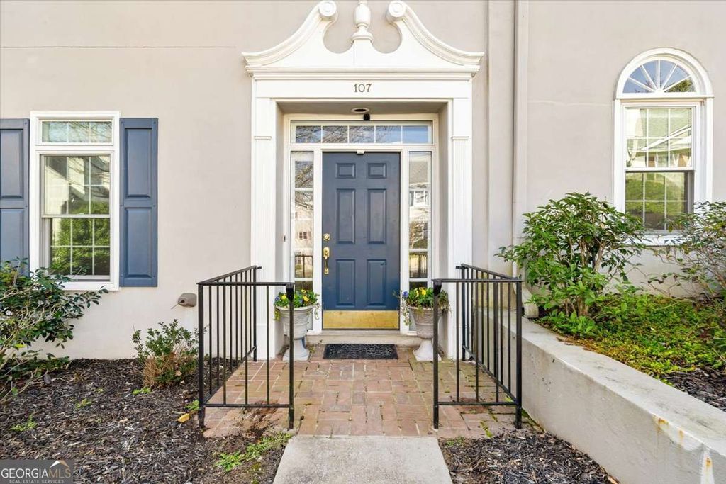 Photo of 107 Paces Run SE #107, Atlanta, GA 30339 (MLS # 10706320)