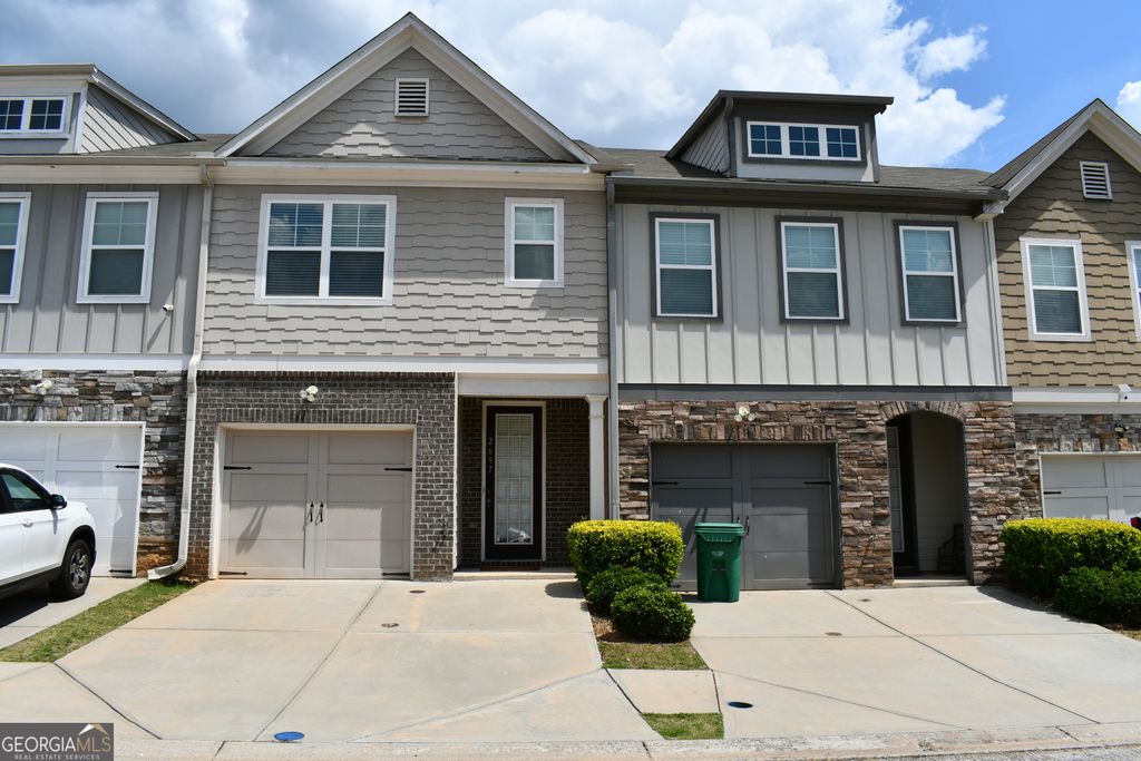 Photo of 2697 Avanti Way, Decatur, GA 30035 (MLS # 10769420)