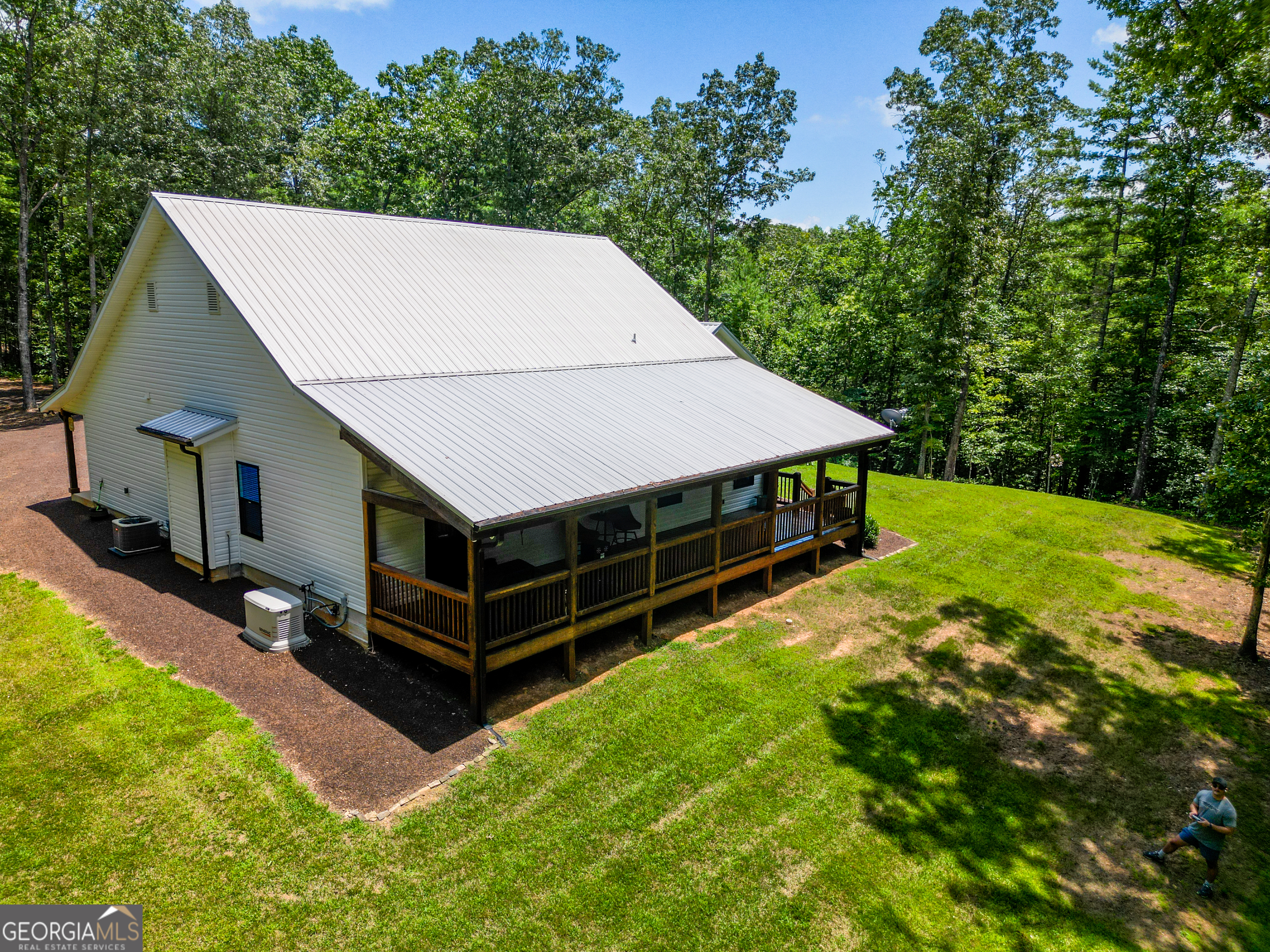 3891 River Hill RD