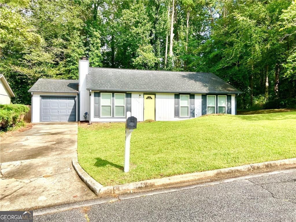 Photo of 3248 Brisbane Way, Lithonia, GA 30038 (MLS # 10663366)