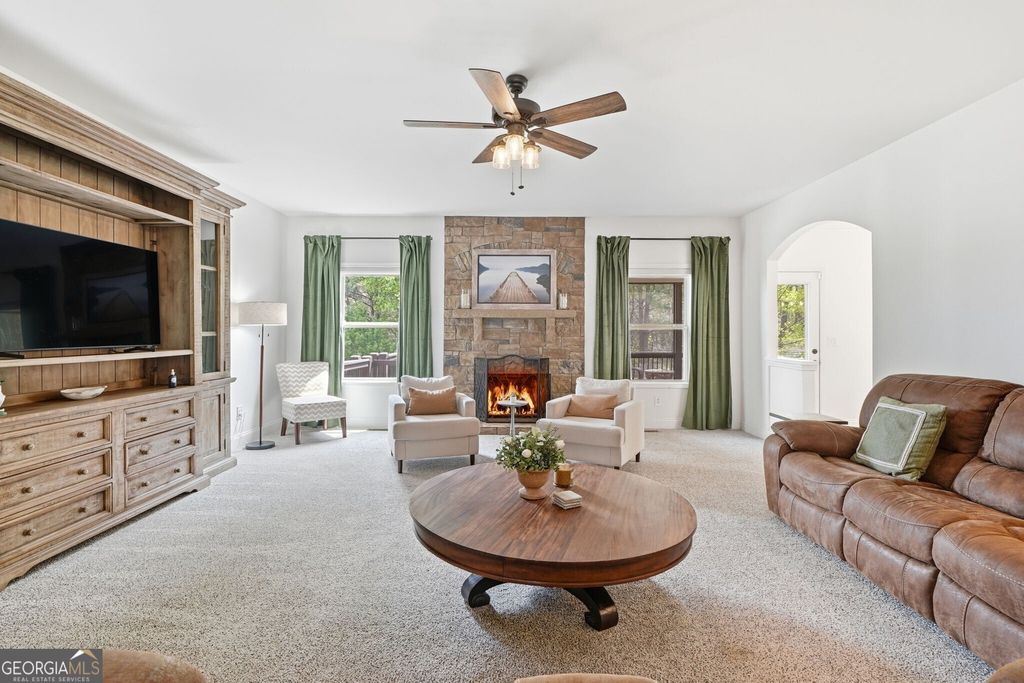 Photo of 11 Rock Ridge Court SE, Cartersville, GA 30120 (MLS # 10734161)