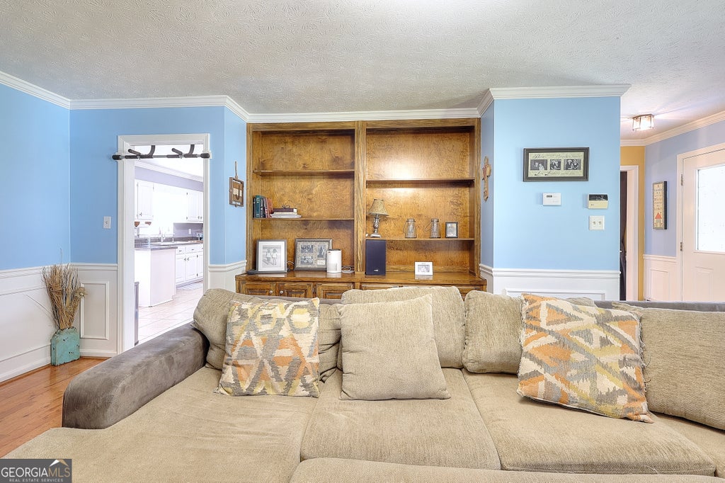 Photo of 1961 Shoreline Trace, Grayson, GA 30017 (MLS # 10869943)