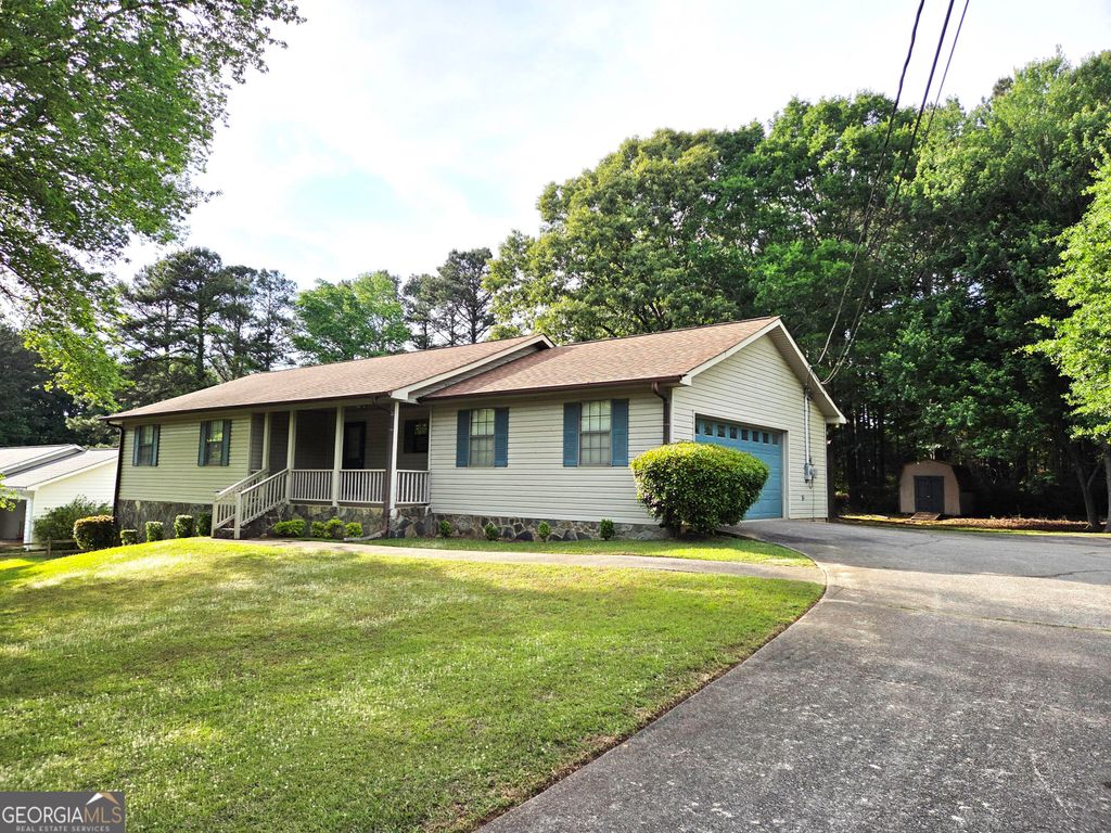 Photo of 130 Stokes Drive, Stockbridge, GA 30281 (MLS # 10758192)