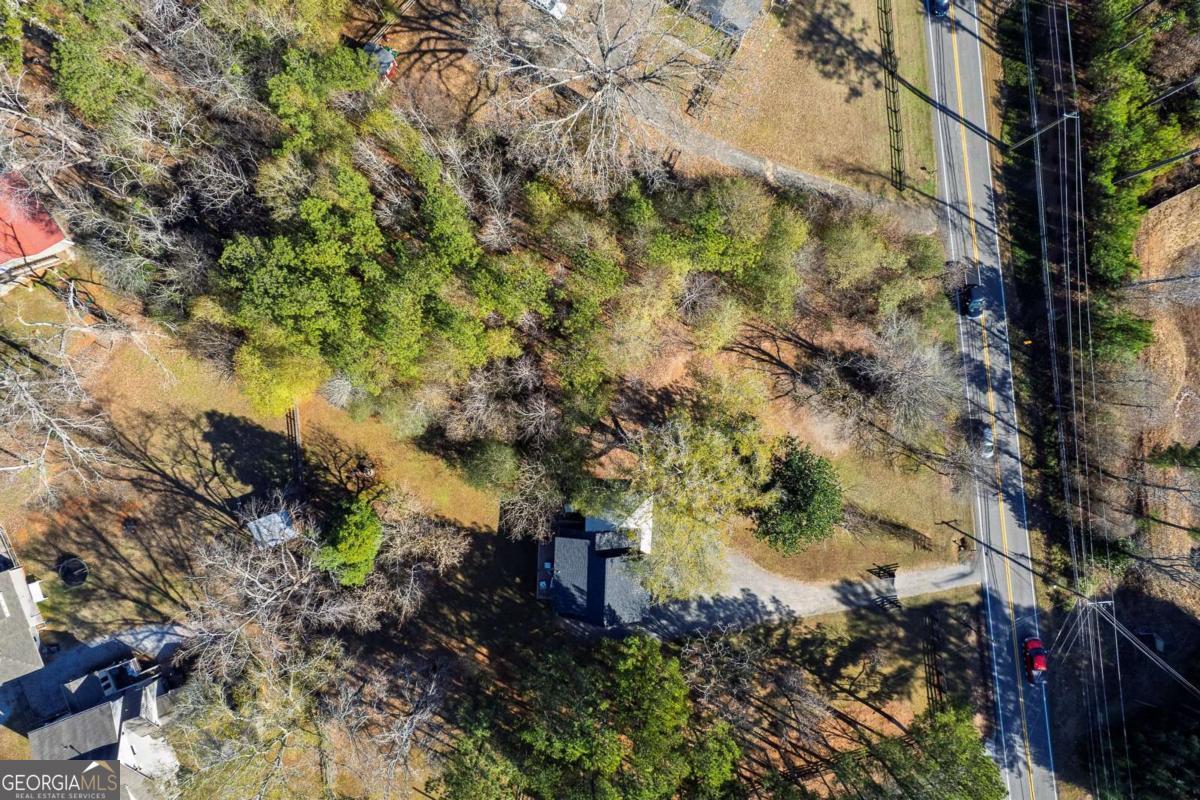 4027 N Arnold Mill RD