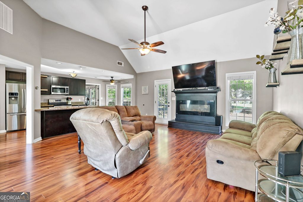 Photo of 70 Mosswood Court, Newnan, GA 30265 (MLS # 10705415)