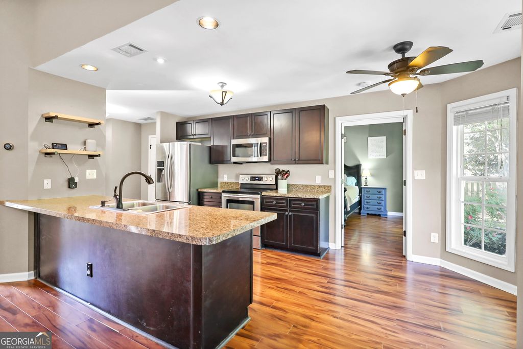 Photo of 70 Mosswood Court, Newnan, GA 30265 (MLS # 10705415)