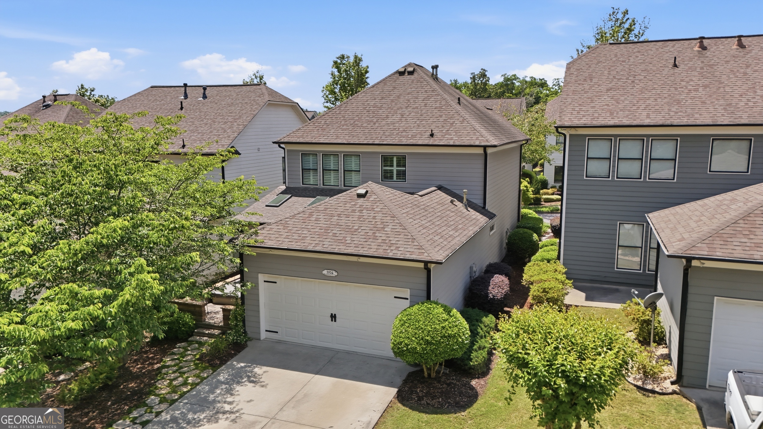 3851 Portland Trail DR