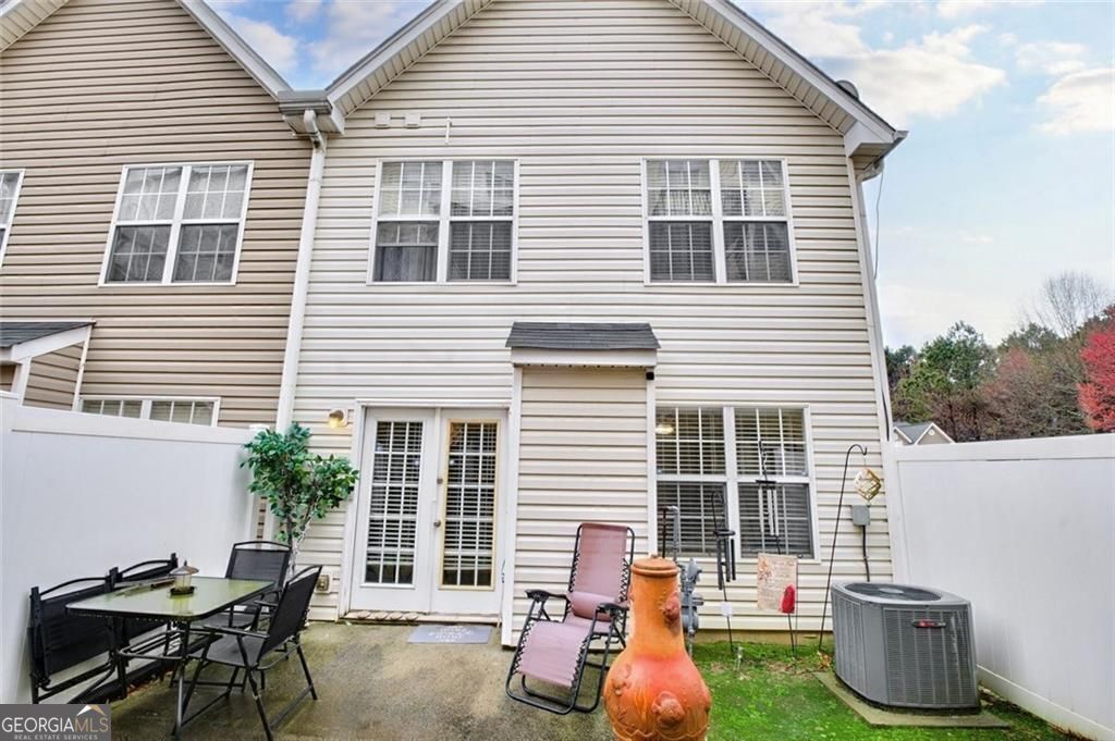 PARKVIEW COMMONS - Residential