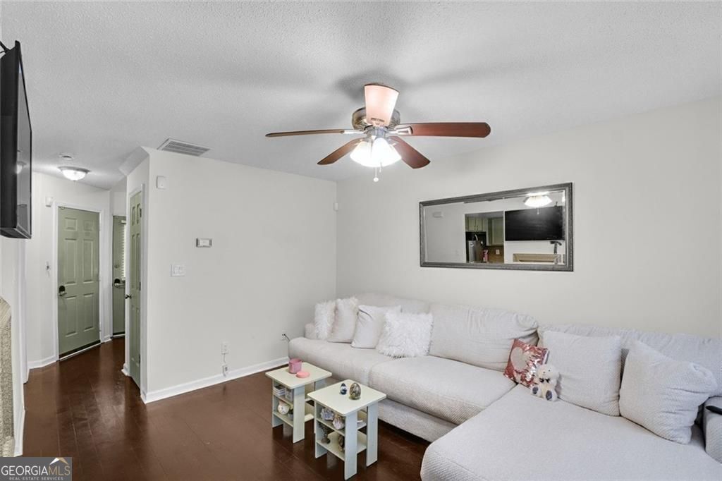 PARKVIEW COMMONS - Residential