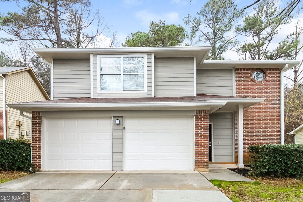 Photo of 1970 Corners Circle, Lithonia, GA 30058 (MLS # 10655979)