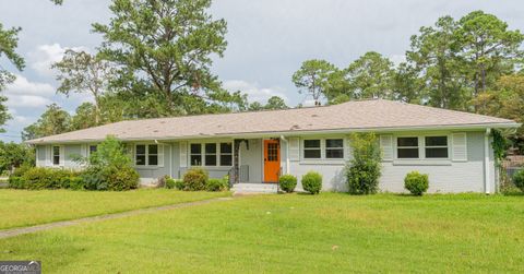 A home in Valdosta