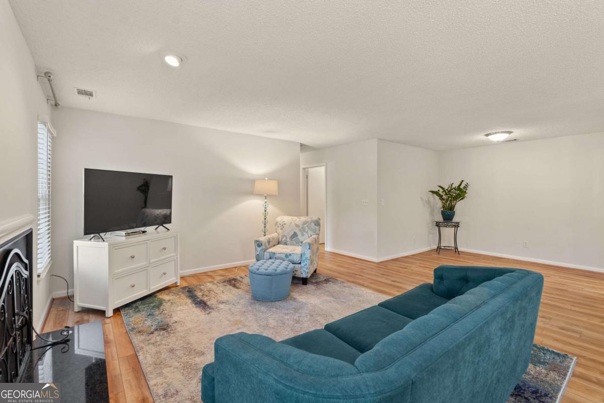 Hidden Lake - Residential