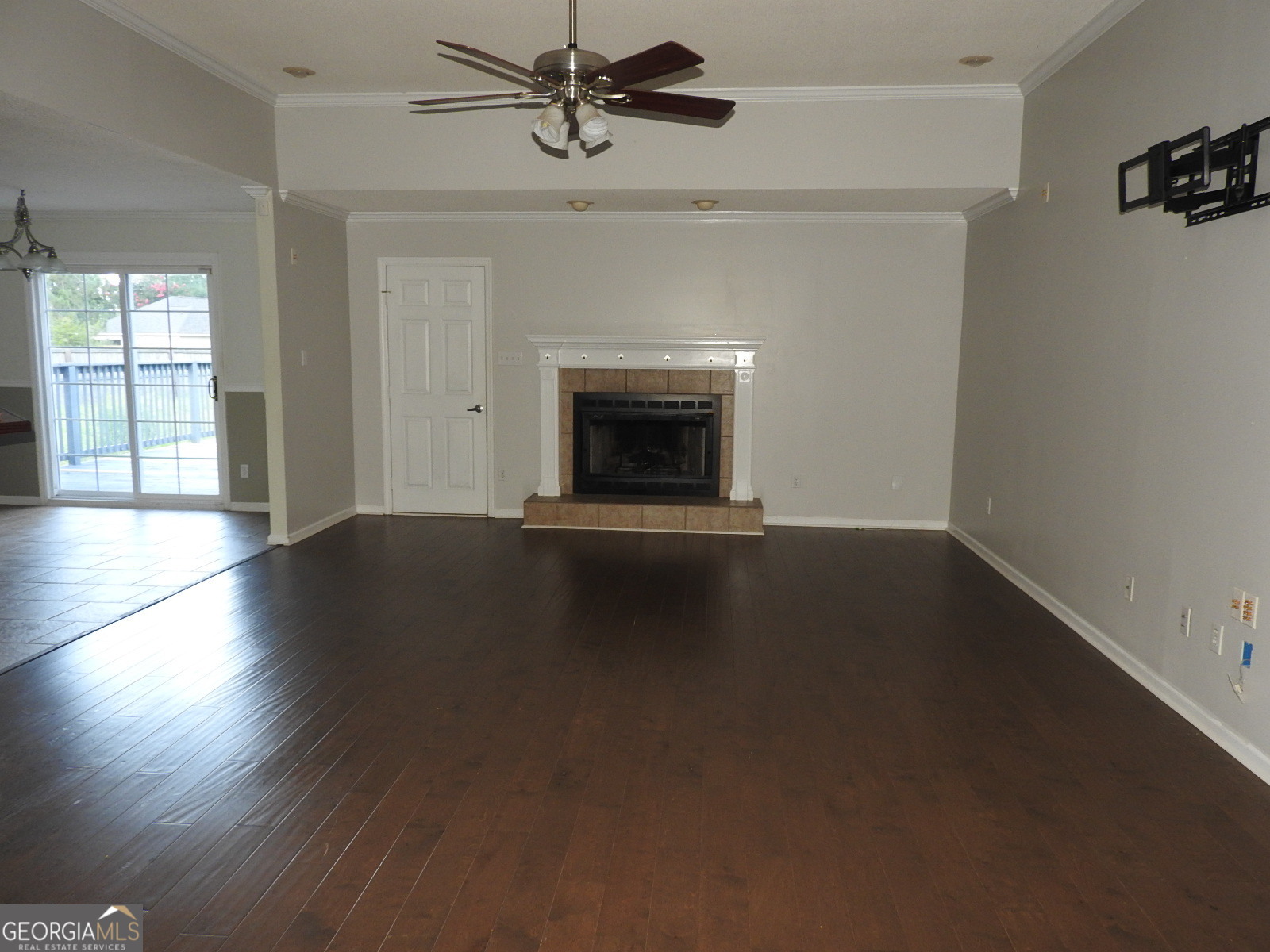 2943 Findley Chase