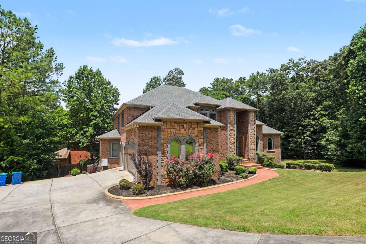 327 Amy WAY