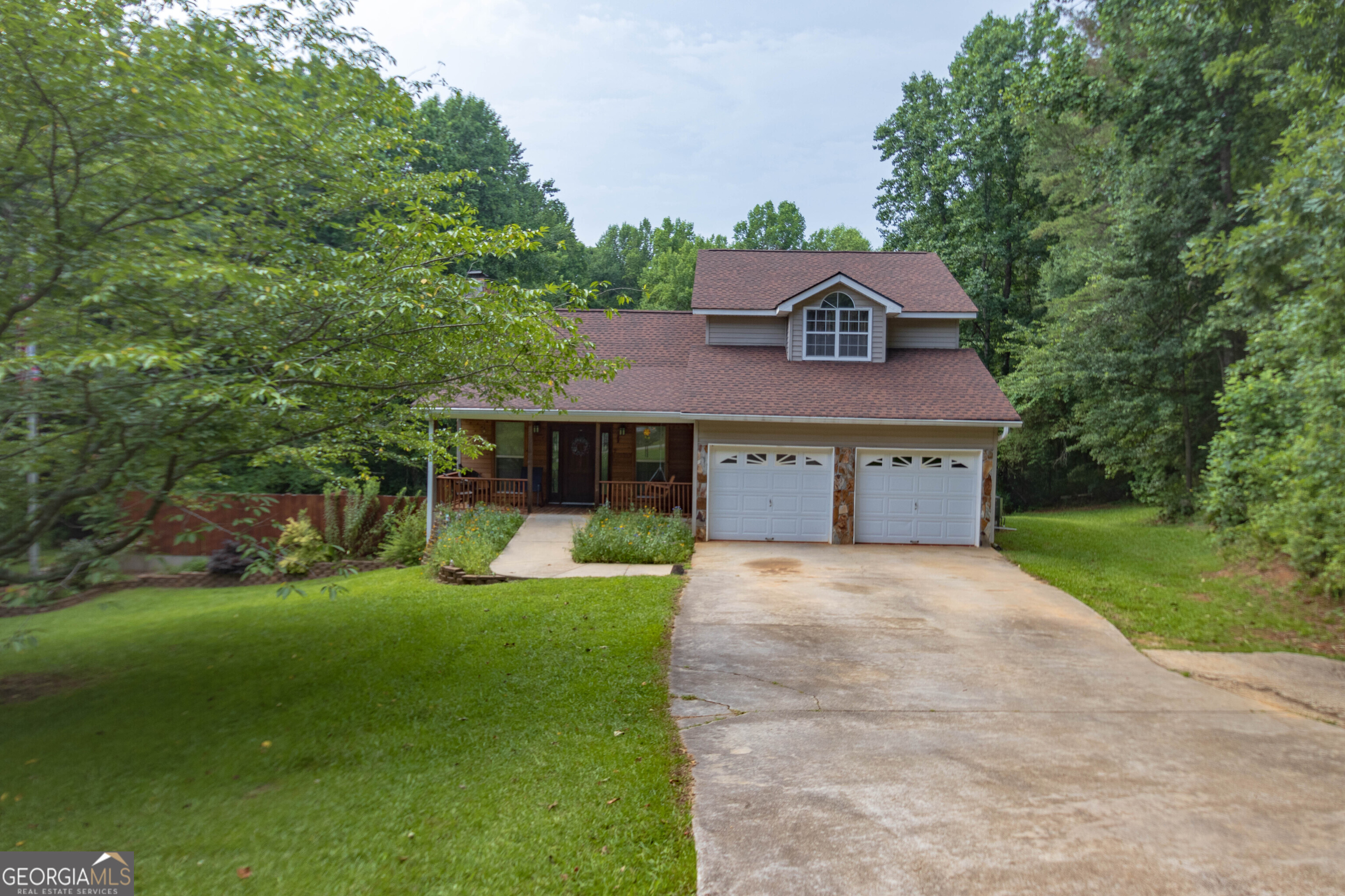 46 Cedar Ridge DR