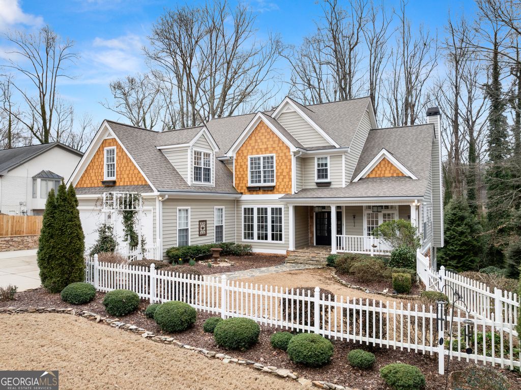 Photo of 1180 Springdale Road, Gainesville, GA 30501 (MLS # 10695161)