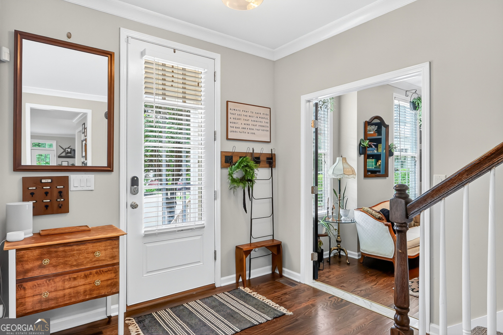 1223 Gathering Oaks CT SE